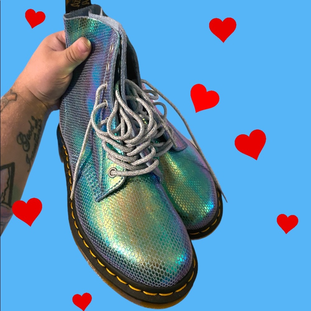 NWOT iridescent Dr. Marten pascal boots
